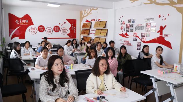 扇舞古韻，文化沁心——潤(rùn)澤書院舉辦DIY團(tuán)扇文化藝術(shù)體驗(yàn)活動(dòng)